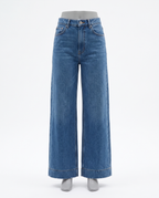Women's High Waisted Denim Wide Leg Jeans – front view